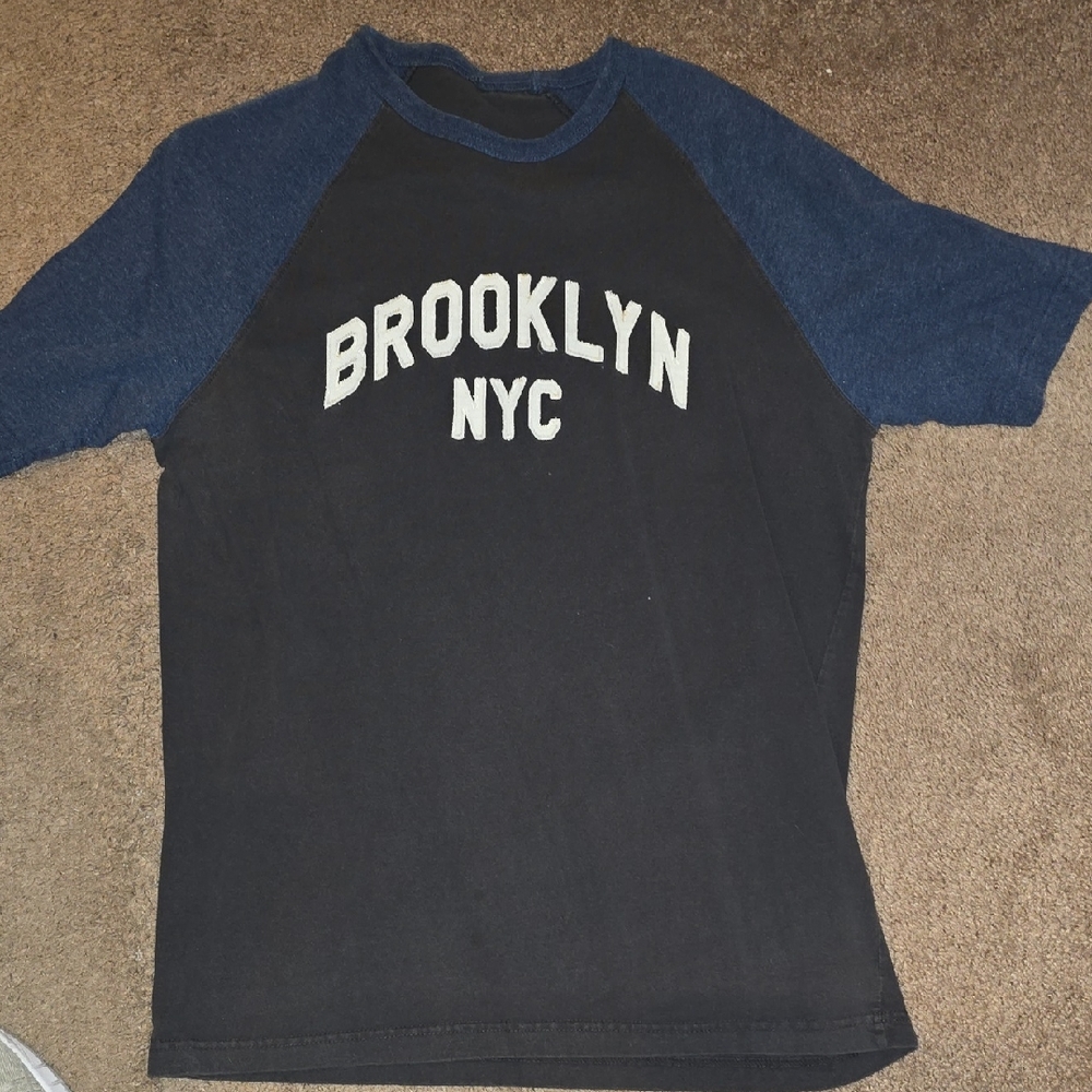 Vintage Vtg Retro Brooklyn NYC Black and Blue Raglan T-Shirt Cool Lg